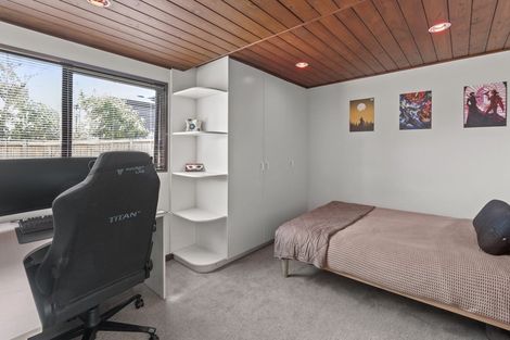 Photo of property in 19 Clyside Avenue, Half Moon Bay, Auckland, 2012