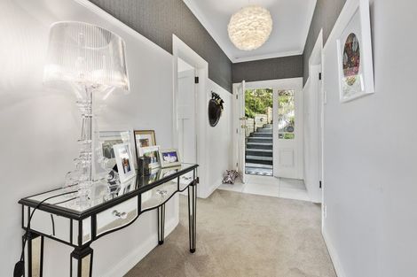 Photo of property in 12 Trelissick Crescent, Ngaio, Wellington, 6035