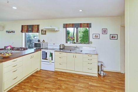 Photo of property in 8 Quebec Place, Wainoni, Christchurch, 8061