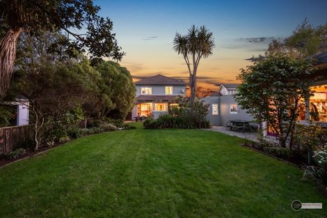 Photo of property in 5 Marina Grove, Hutt Central, Lower Hutt, 5010