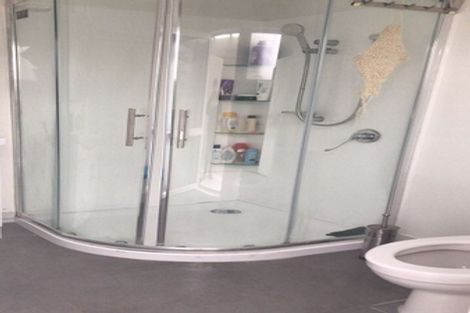 Photo of property in 12 Bruce Road, Glenfield, Auckland, 0629