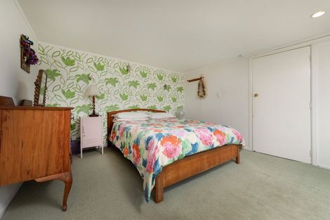 Photo of property in 81 Rangeview Road, Sunnyvale, Auckland, 0612