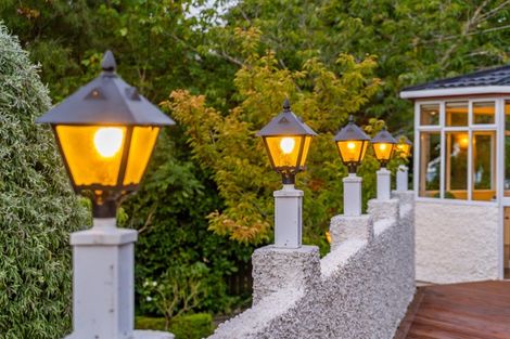 Photo of property in 6 Chatsworth Road, Silverstream, Upper Hutt, 5019