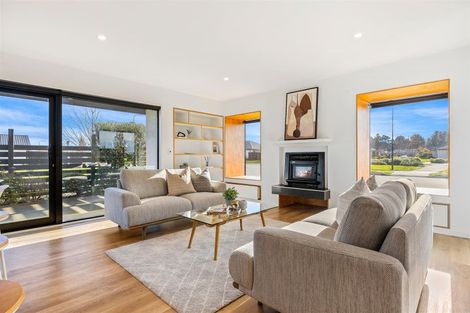 Photo of property in 24 Shillingford Boulevard, Rolleston, 7615