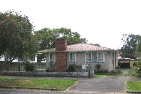 Photo of property in 11 Whittle Place, New Windsor, Auckland, 0600