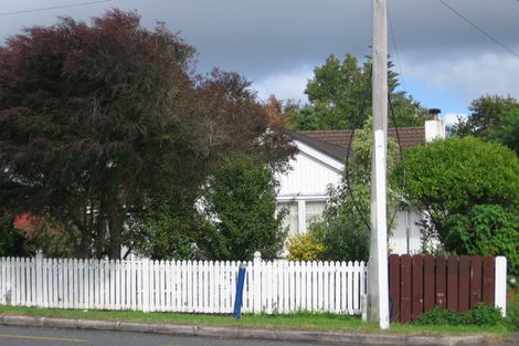 Photo of property in 1/37 View Road, Henderson, Auckland, 0612