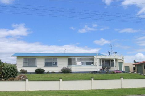 Photo of property in 160 Seaforth Road, Waihi Beach, 3611