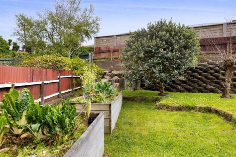 Photo of property in 6 Pembroke Street, Westown, New Plymouth, 4310