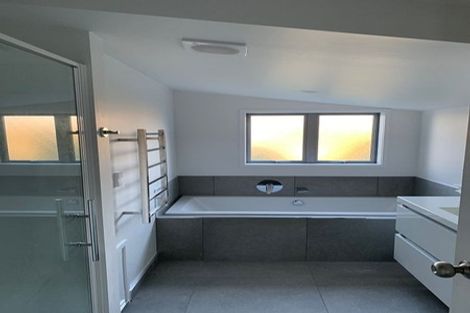 Photo of property in 14a Clipper Place, Shelly Park, Auckland, 2014