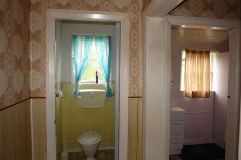 Photo of property in 26 Albany Street, Patea, 4520