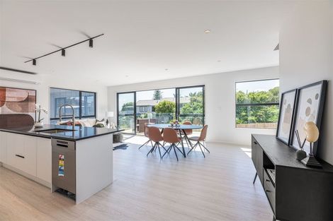 Photo of property in 14c Firth Road, Torbay, Auckland, 0630