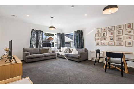 Photo of property in 205 Centaurus Road, Saint Martins, Christchurch, 8022