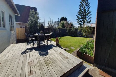 Photo of property in 11 Maxwell Avenue, Durie Hill, Whanganui, 4500