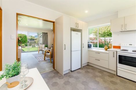 Photo of property in 7a Belvedere Avenue, Waikanae, 5036