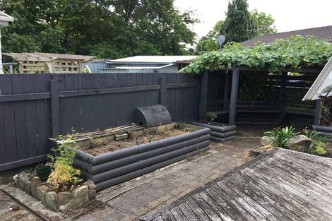 Photo of property in 30 Karen Crescent, Dinsdale, Hamilton, 3204