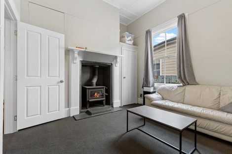 Photo of property in 35 West Street, West End, Palmerston North, 4412