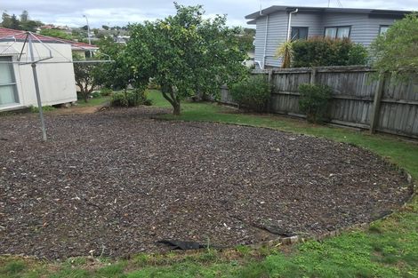 Photo of property in 1/47 Wellington Street, Howick, Auckland, 2014