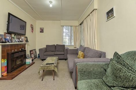 Photo of property in 2 Margaret Avenue, Mount Albert, Auckland, 1025