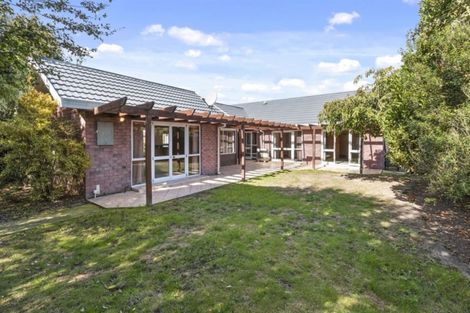 Photo of property in 33 Kirsten Place, Parklands, Christchurch, 8083