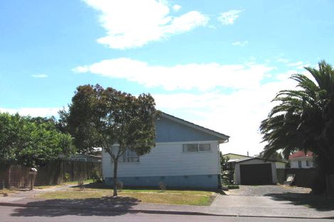 Photo of property in 1 Devonshire Road, Unsworth Heights, Auckland, 0632