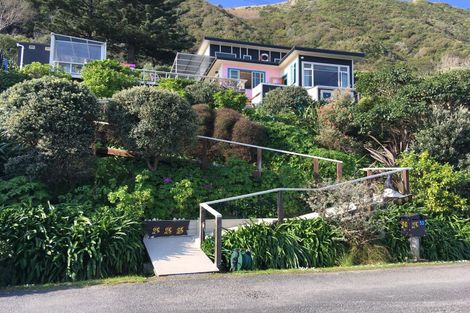 Photo of property in 53 Makorori Beach Road, Makorori, Gisborne, 4073