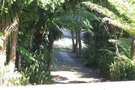 Photo of property in 38 Sandown Road, Rothesay Bay, Auckland, 0630