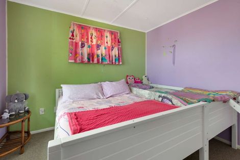 Photo of property in 27 Dunlop Road, Te Puke, 3119