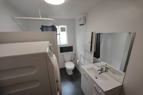 Photo of property in 2/19 Pirie Crescent, Moera, Lower Hutt, 5010