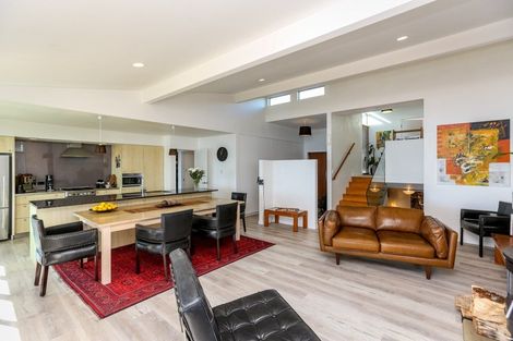 Photo of property in 93 Messenger Terrace, Oakura, 4314