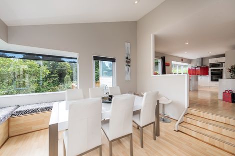 Photo of property in 23b Woodfern Crescent, Titirangi, Auckland, 0604