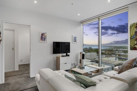 Photo of property in Sentinel Apartments, 805/3 Northcroft Street, Takapuna, Auckland, 0622