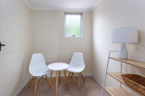 Photo of property in 6 Jenkins Avenue, Redwood, Christchurch, 8051