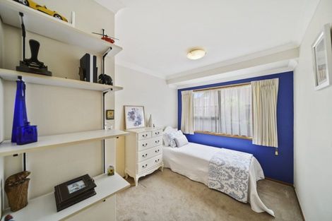 Photo of property in 26 Loloma Drive, Half Moon Bay, Auckland, 2012