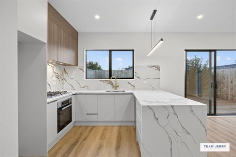 Photo of property in 27 Jandell Crescent, Bucklands Beach, Auckland, 2014