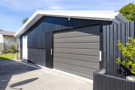 Photo of property in 37 Barnard Avenue, Maraenui, Napier, 4110