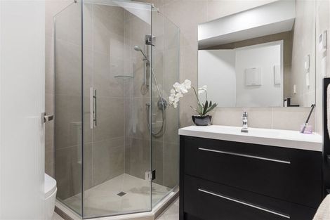 Photo of property in 4 Moki Place, Long Bay, Auckland, 0630