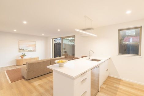 Photo of property in 13 Effingham Street, North New Brighton, Christchurch, 8083