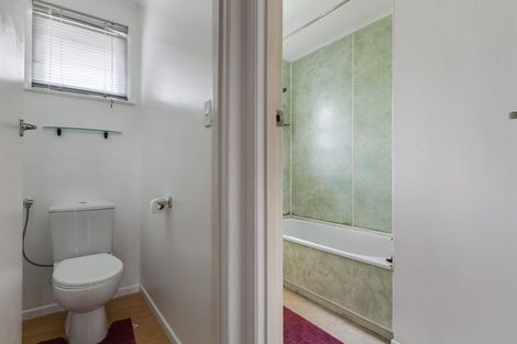 Photo of property in 12 Cargill Street, Papakura, 2110