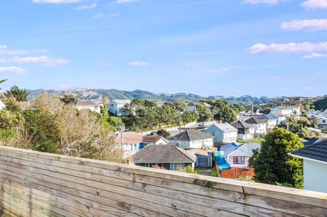 Photo of property in 10 Hereford Street, Cannons Creek, Porirua, 5024