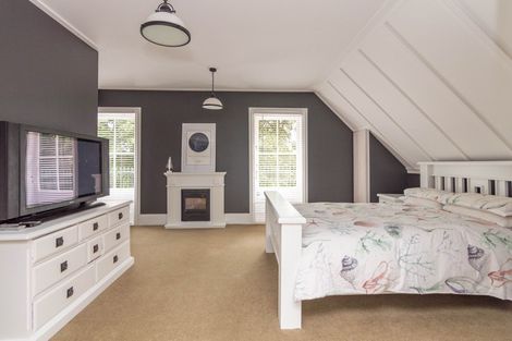 Photo of property in 11 Ladys Mile, Foxton, 4814