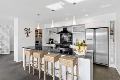 Photo of property in 32 Sutherland Drive, Kaiapoi, 7630