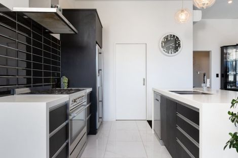 Photo of property in 5 Valley View, Bethlehem, Tauranga, 3110