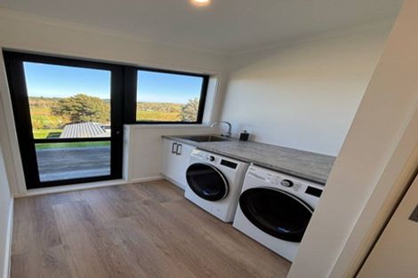 Photo of property in 18 Cracroft Drive, Putiki, Whanganui, 4500