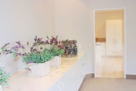 Photo of property in 8 Clifford Close, Levin, 5510