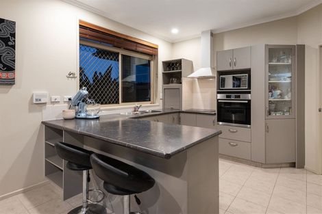 Photo of property in 7 Parkwood Place, Papamoa Beach, Papamoa, 3118