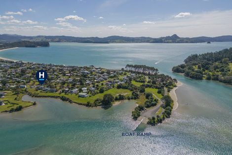 Photo of property in 63 Oyster Drive, Cooks Beach, Whitianga, 3591