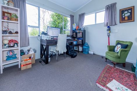 Photo of property in 9 Pinehurst Place, Wattle Downs, Auckland, 2103