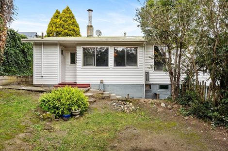 Photo of property in 65 Shakespeare Road, Bluff Hill, Napier, 4110