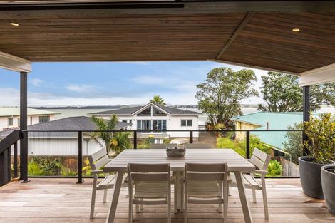 Photo of property in 7 Ronald Avenue, Glenbrook, Waiuku, 2681