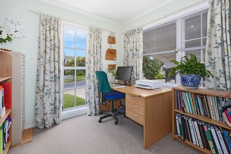 Photo of property in 32 Discovery Drive, Whitby, Porirua, 5024